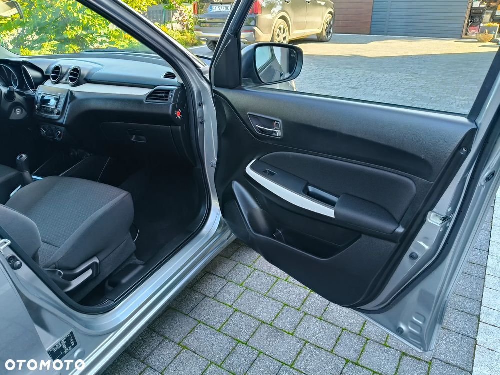 Suzuki Swift 1.2 Premium - 7