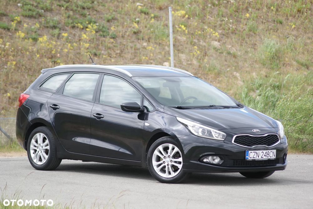 Kia Ceed - 24