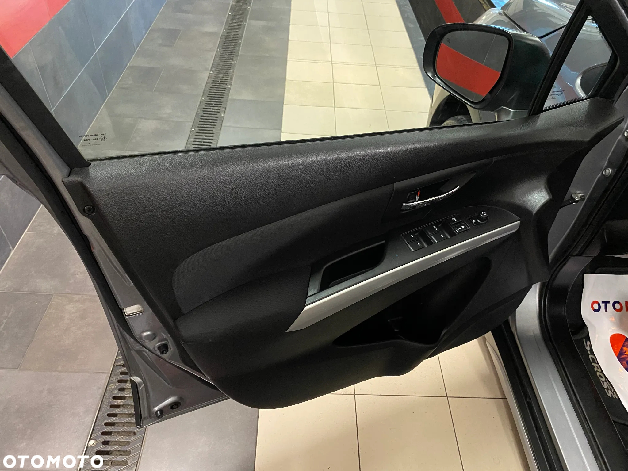Suzuki SX4 S-Cross 1.6 VVT CVT 4x2 Comfort - 10