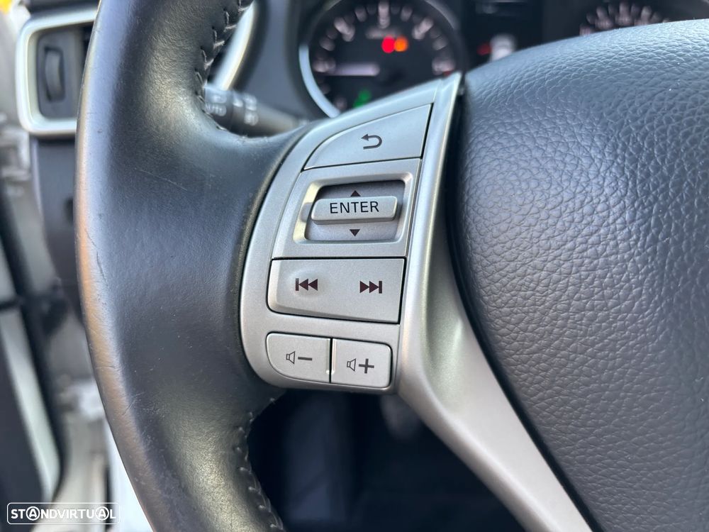 Nissan Qashqai 1.5 dCi N-Connecta 18 RS+PS - 16