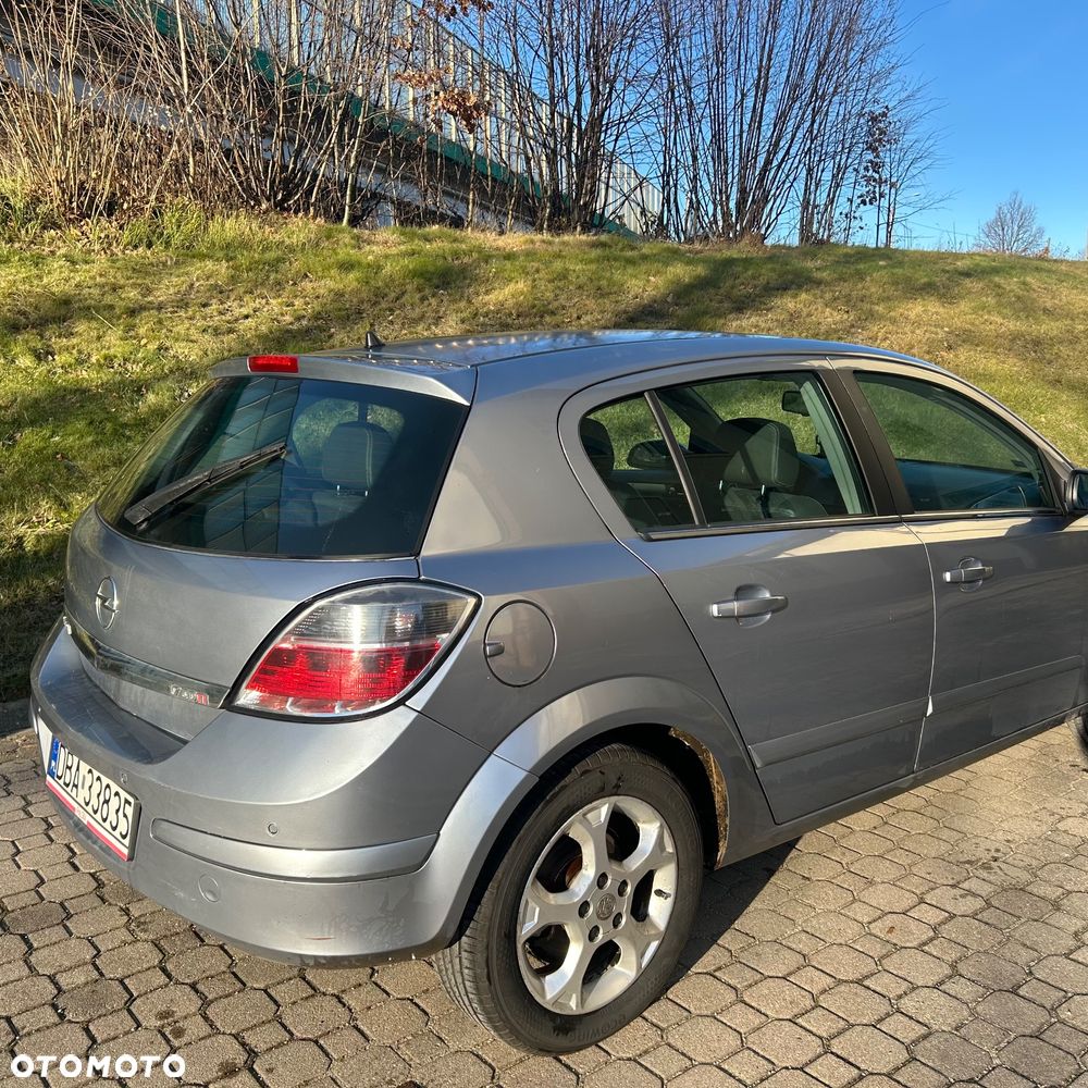 Opel Astra 1.7 CDTI - 8