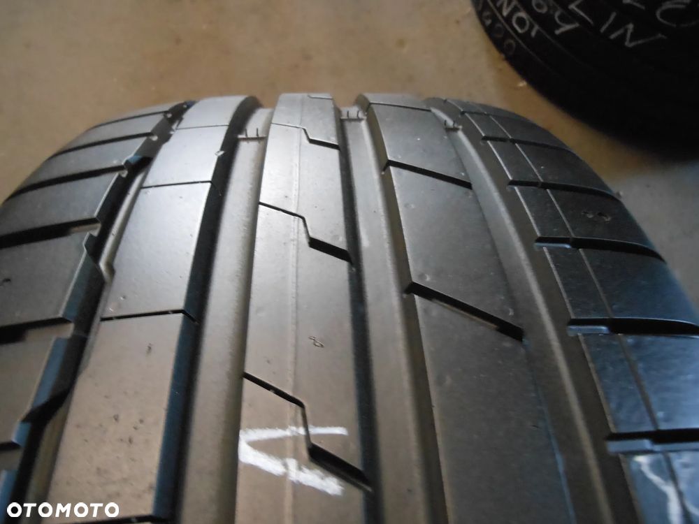 OPONA POJEDYNKA 245/45R18 Hankook Ventus S1 Evo 3 DOT 4823 8MM - 2