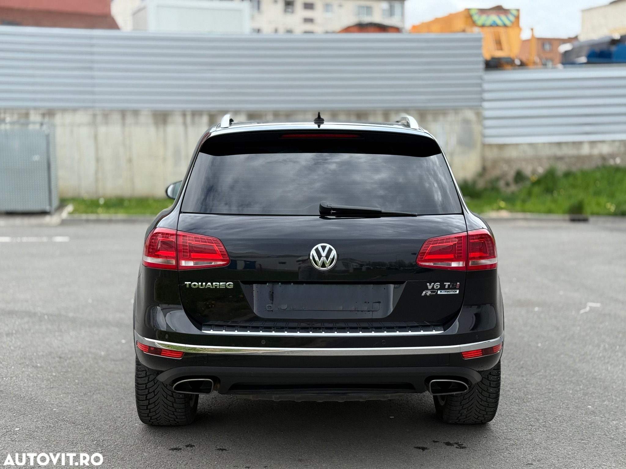 Volkswagen Touareg - 4