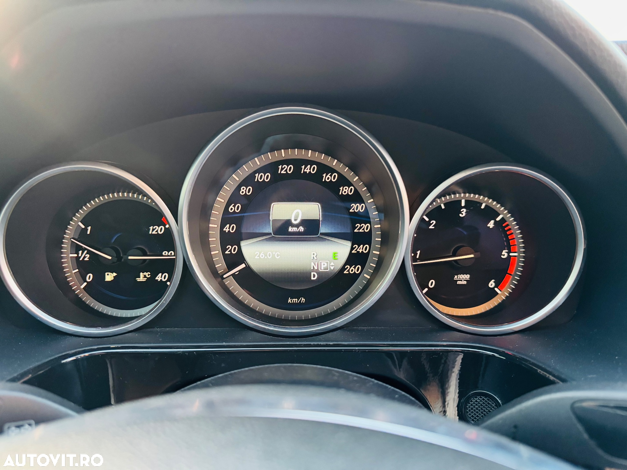 Mercedes-Benz E 200 BlueTEC 7G-TRONIC - 11