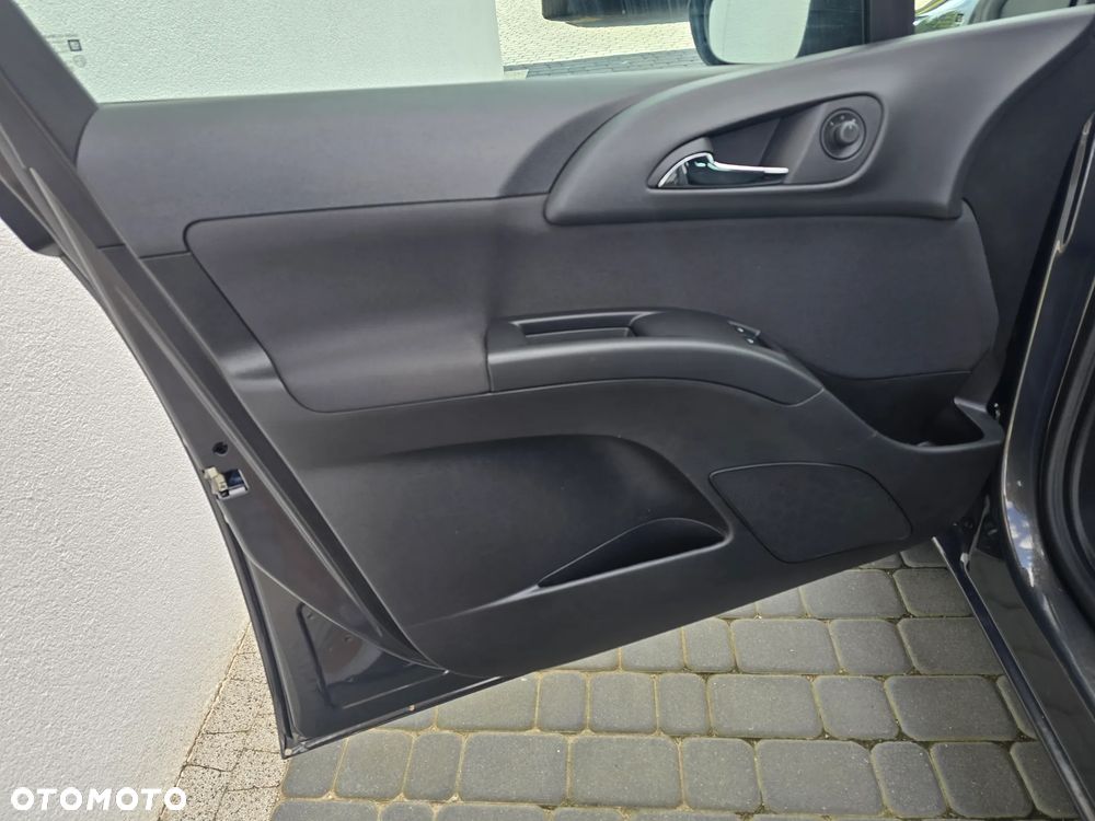 Opel Meriva 1.4 drive - 12