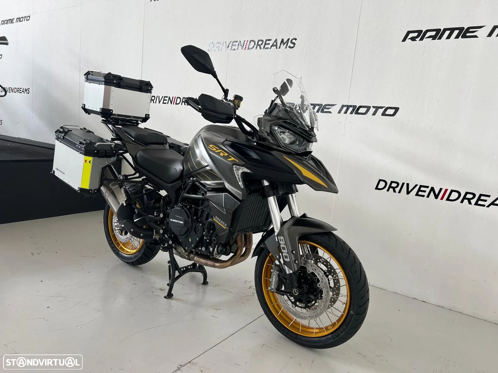 QJ Motor SRT 900SX - DISPONÍVEL PARA TEST-DRIVE - 5