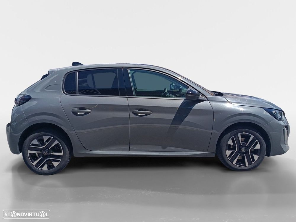 Peugeot 208 - 6