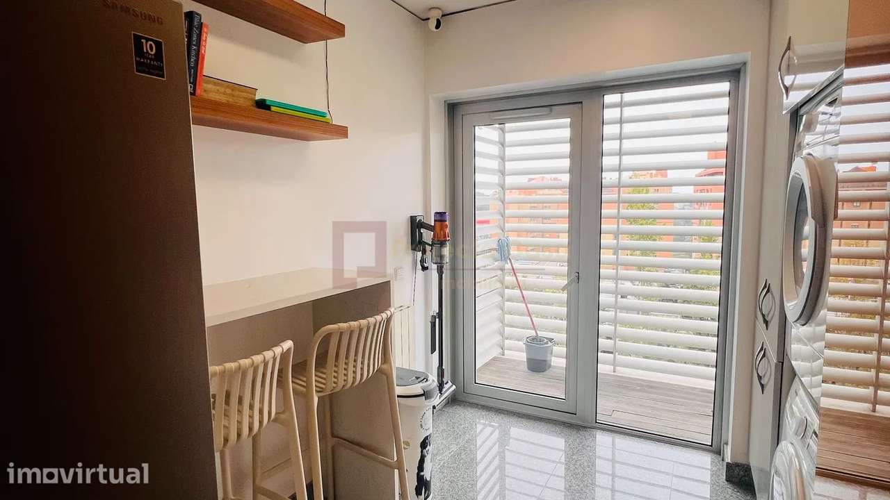 T2 de Prestígio em Condomínio Privado | Arrábida - Grande imagem: 3/27