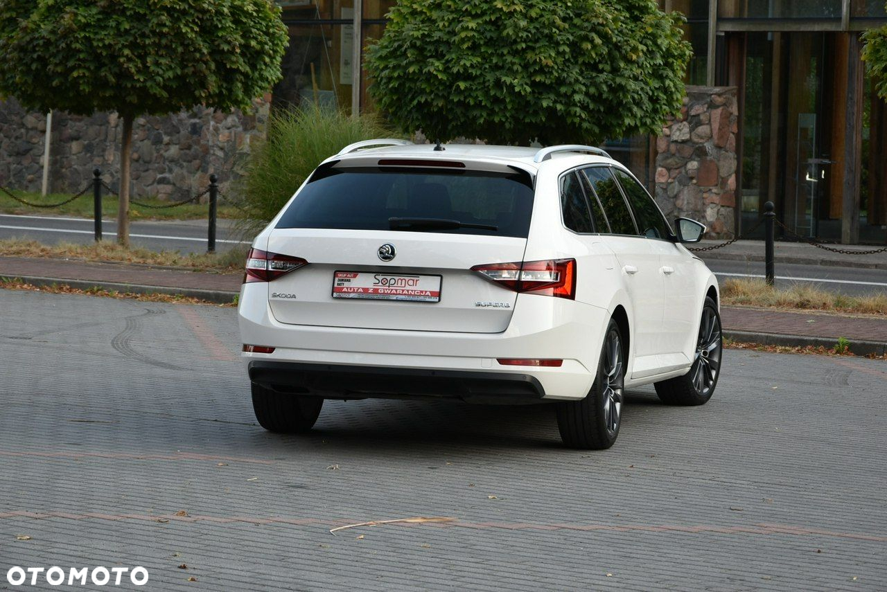 Skoda Superb 2.0 TDI DSG Style - 8