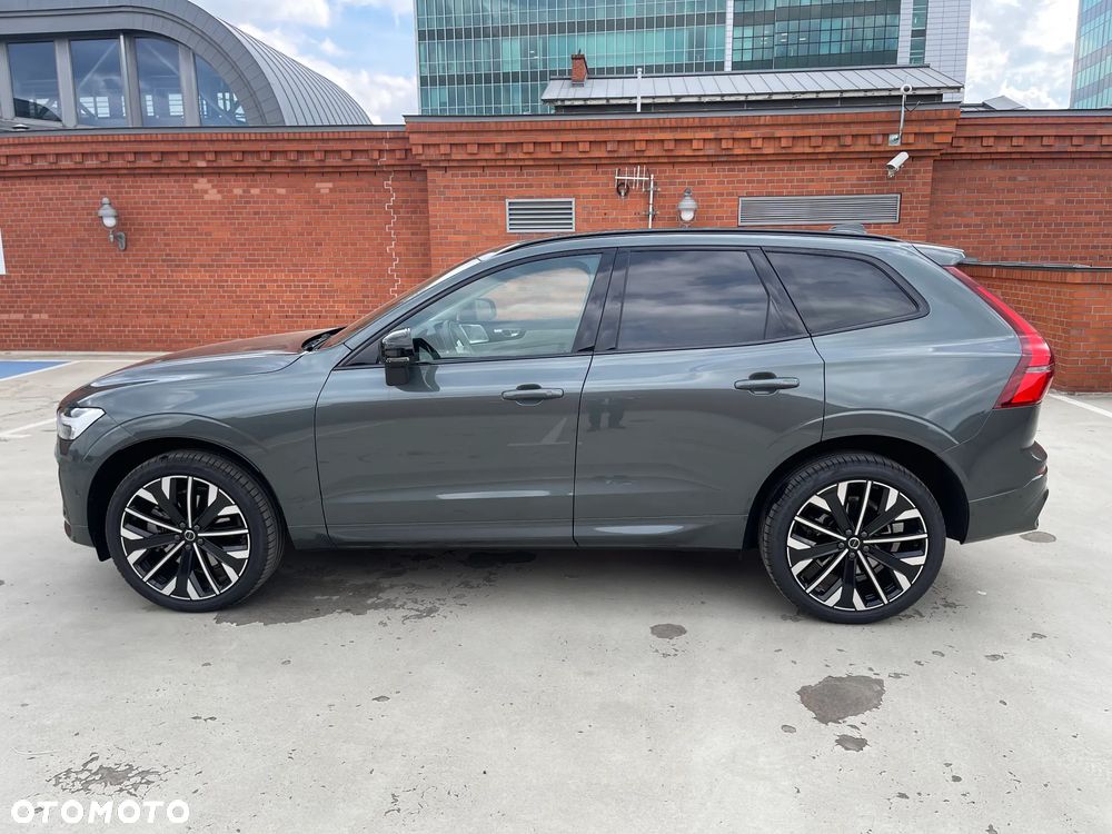 Volvo XC 60 B5 B AWD Ultra Dark - 5