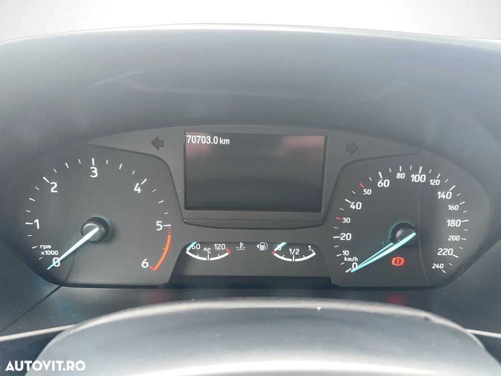 Ford Focus 1.5 EcoBlue Trend - 9