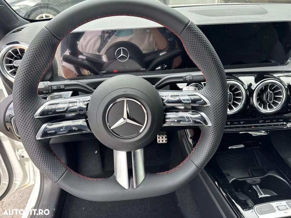 Mercedes-Benz A 200 MHEV 7G-DCT - 13