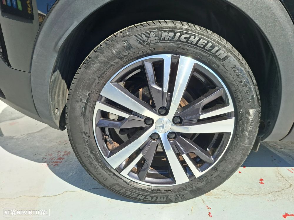 Peugeot 3008 PureTech 130 Stop & Start GPF Allure - 9