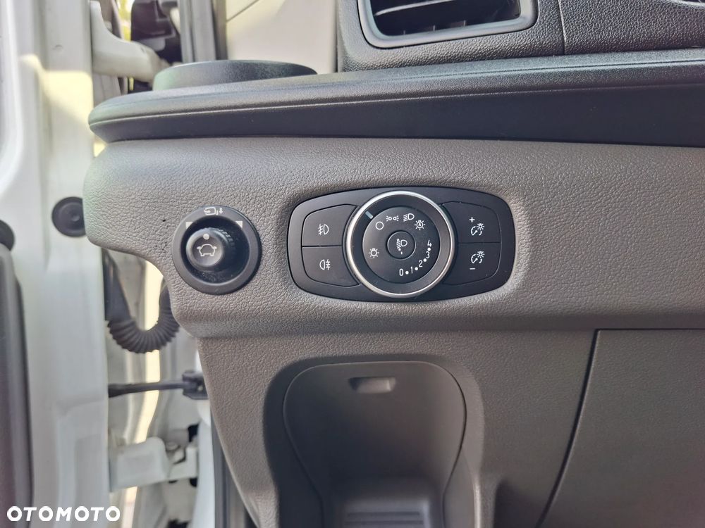 Ford Transit - 7