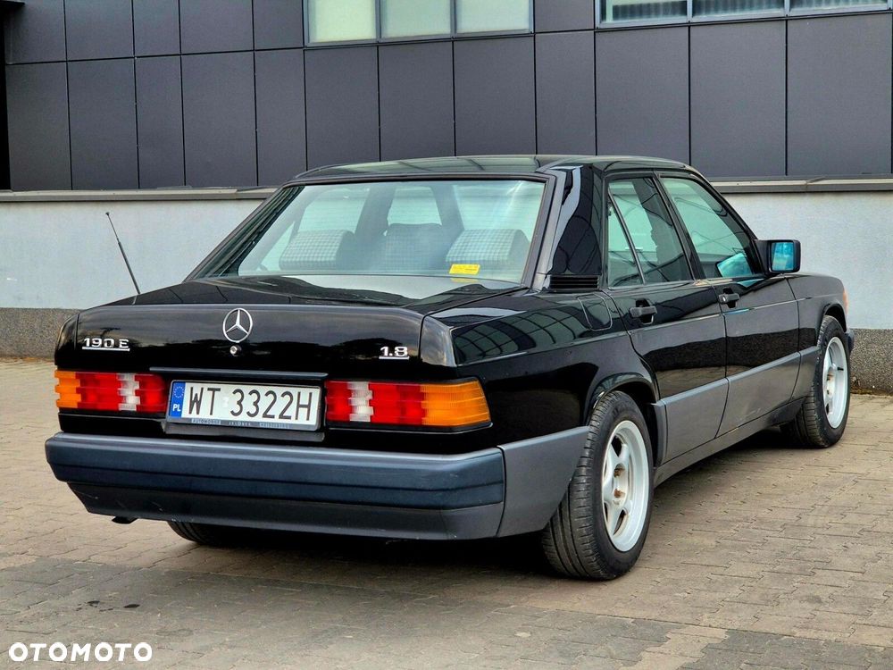 Mercedes-Benz W201 (190) - 14