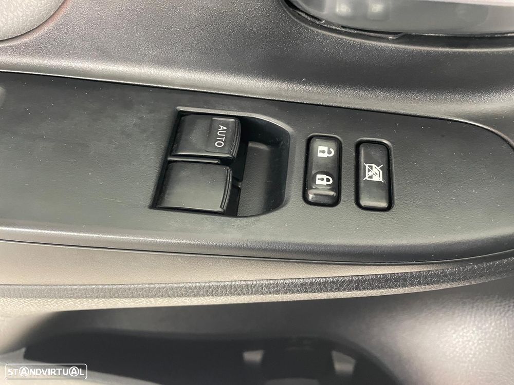 Toyota Yaris 1.4 D-4D Comfort+AC - 14