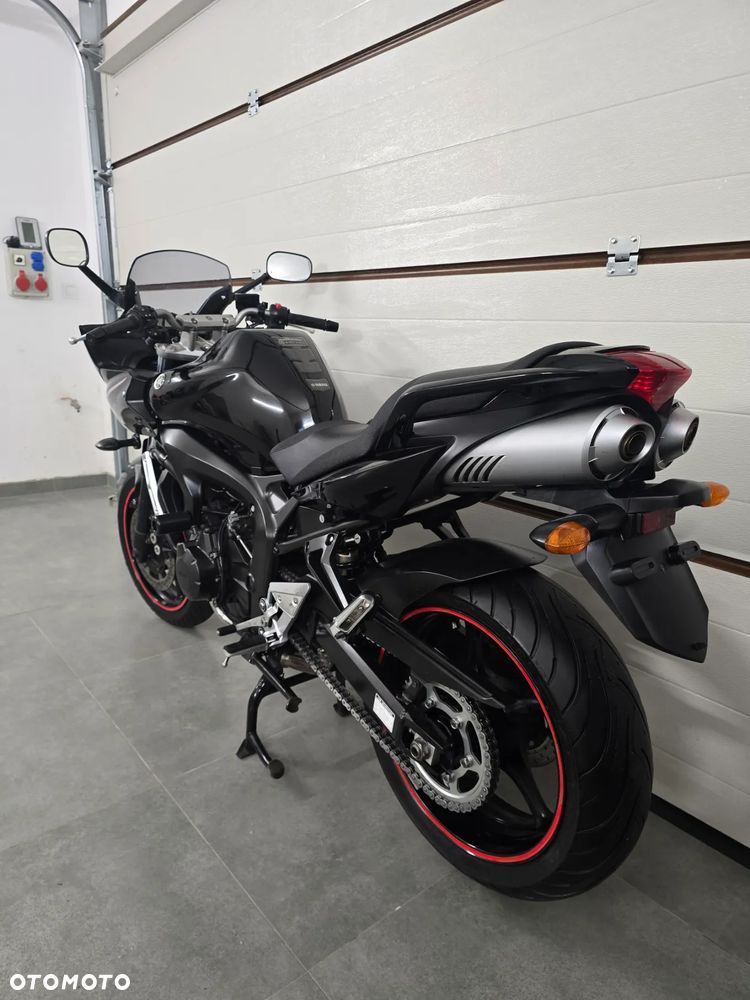 Yamaha FZ6 - 10