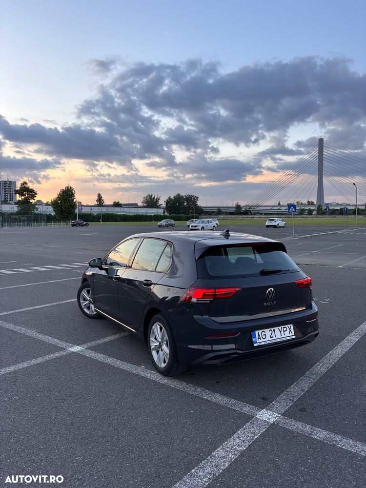 Volkswagen Golf 1.0 TSI Life - 2