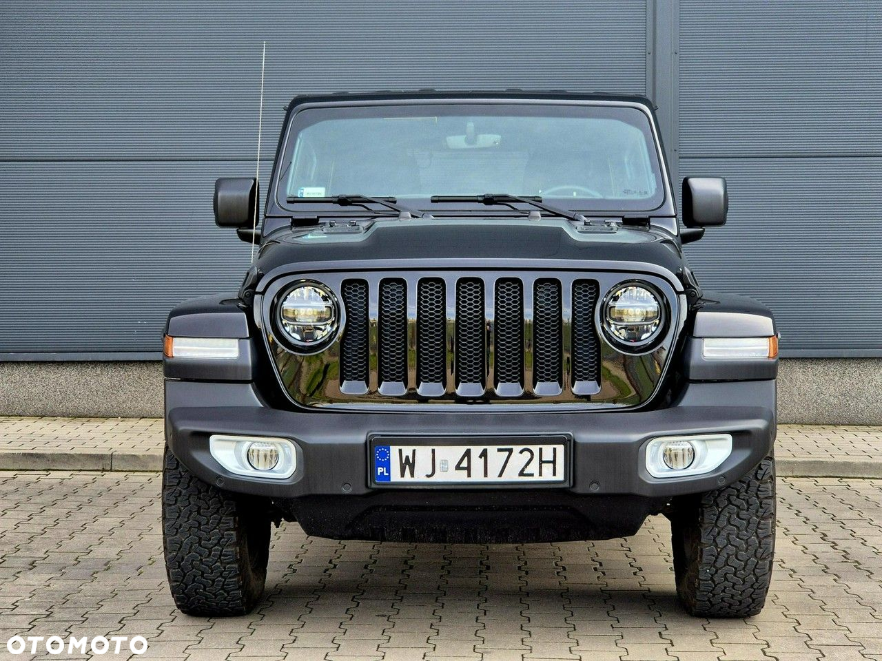 Jeep Wrangler - 10