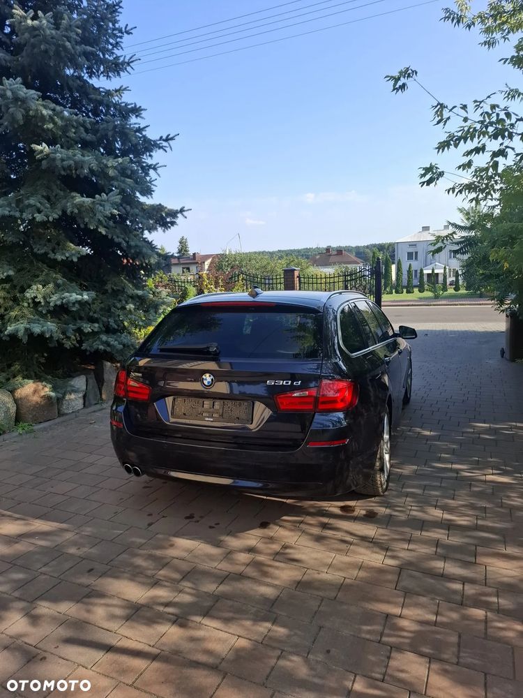 BMW Seria 5 530d xDrive - 3