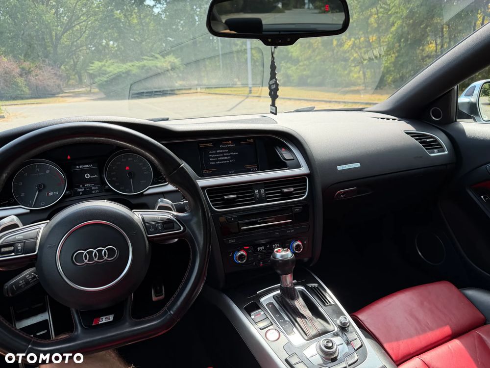 Audi S5 Coupé - 12