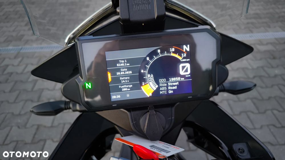 KTM Adventure - 7