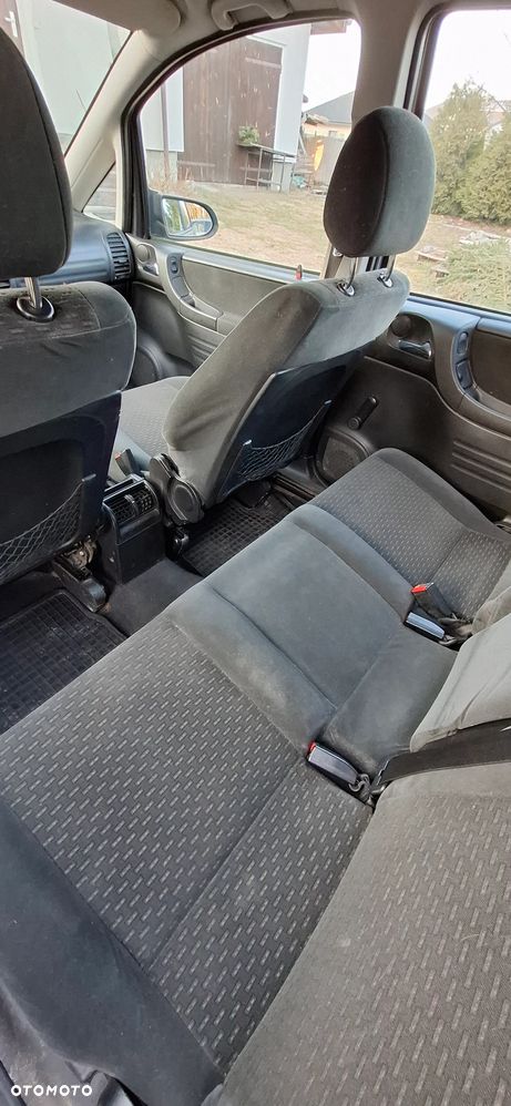Opel Zafira - 14