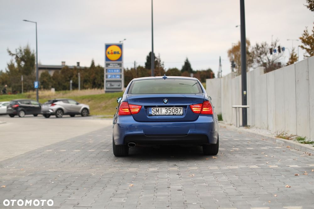 BMW Seria 3 320d - 8