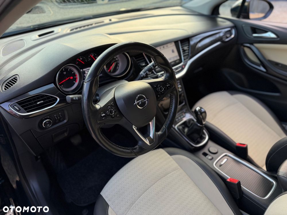 Opel Astra 1.4 Turbo Innovation - 15