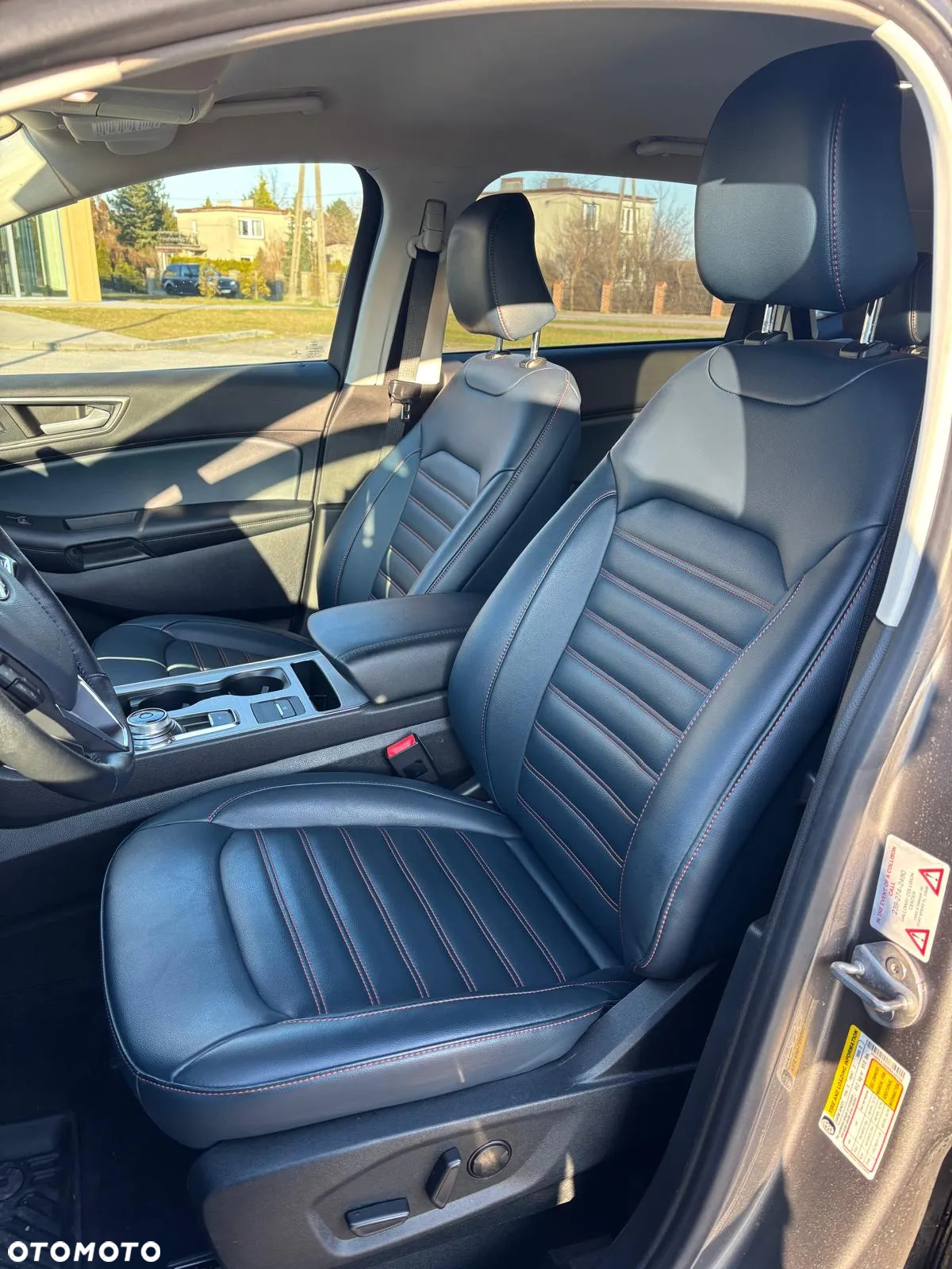 Ford Edge - 15