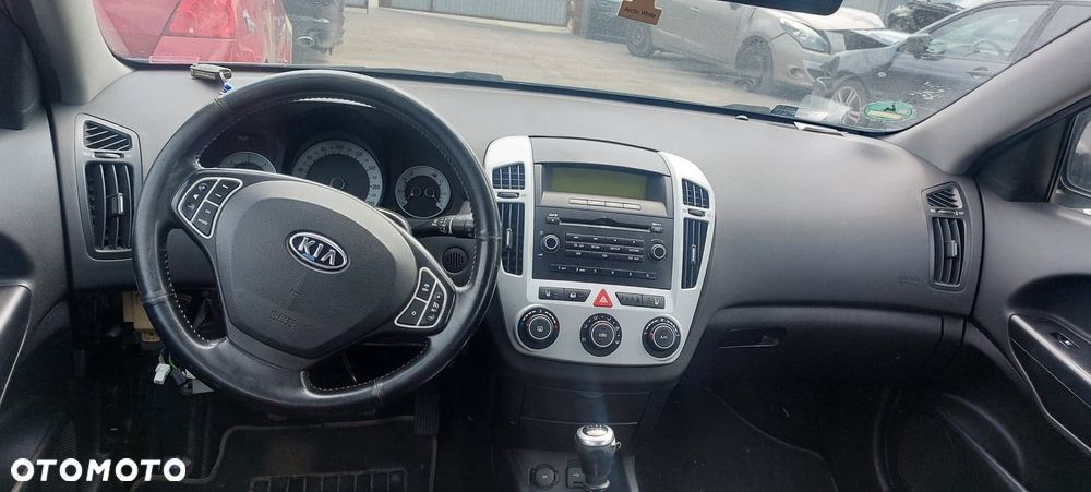 Kia Ceed 3a drzwi prawy przód hb - 4