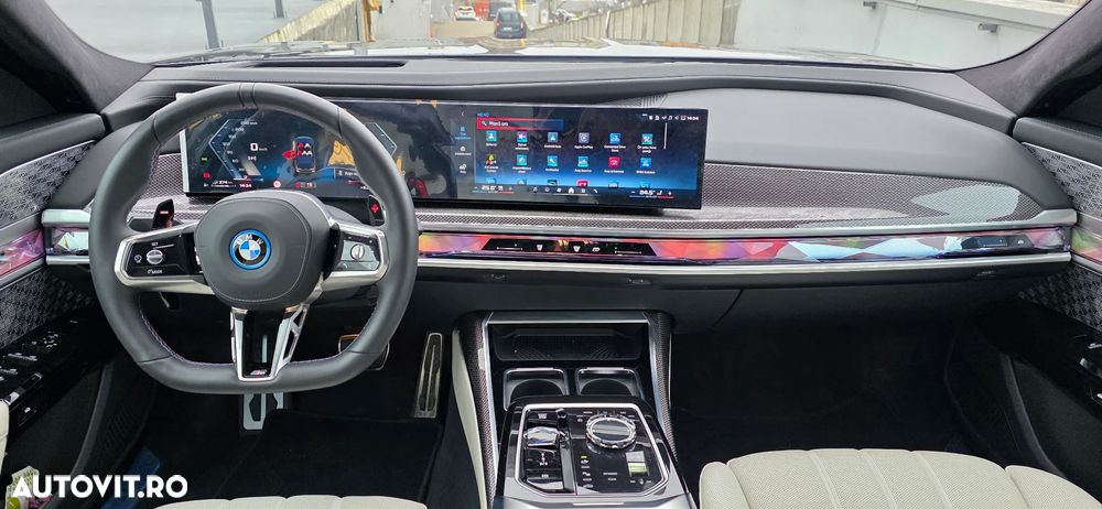 BMW M7 M760e xDrive AT PHEV - 10