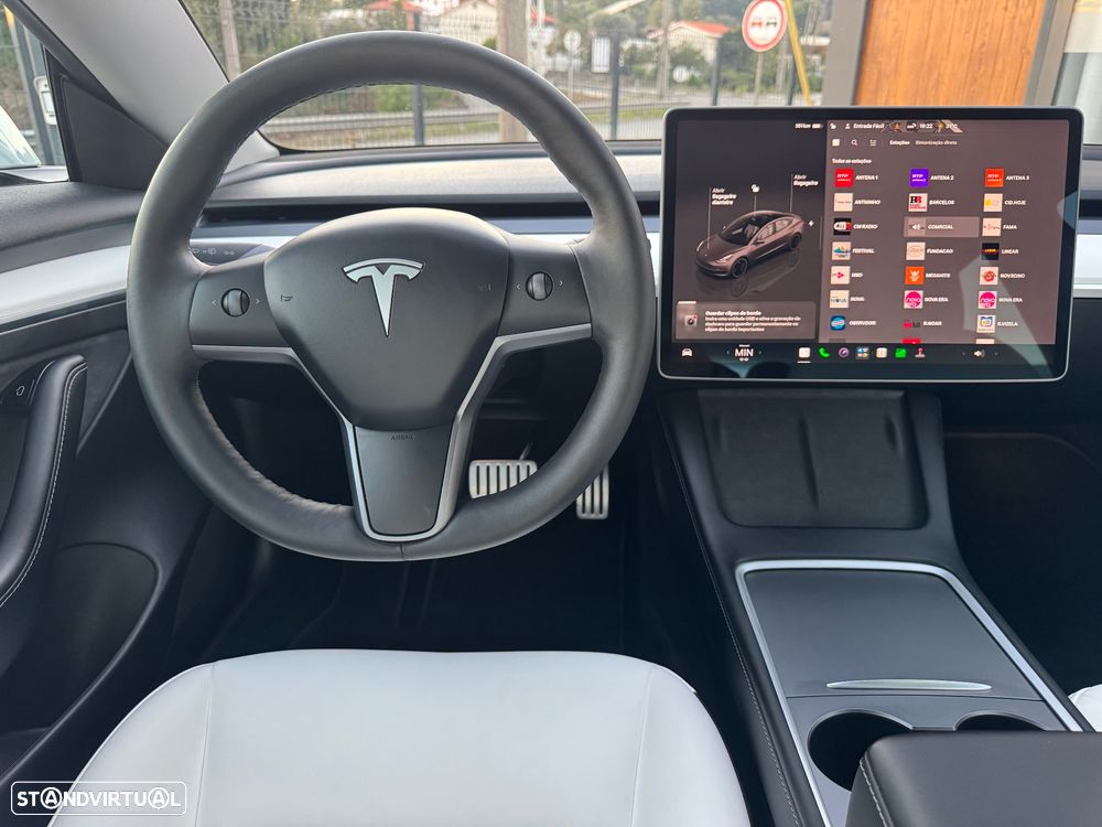 Tesla Model 3 Long Range AWD Dual Motor Performance - 10