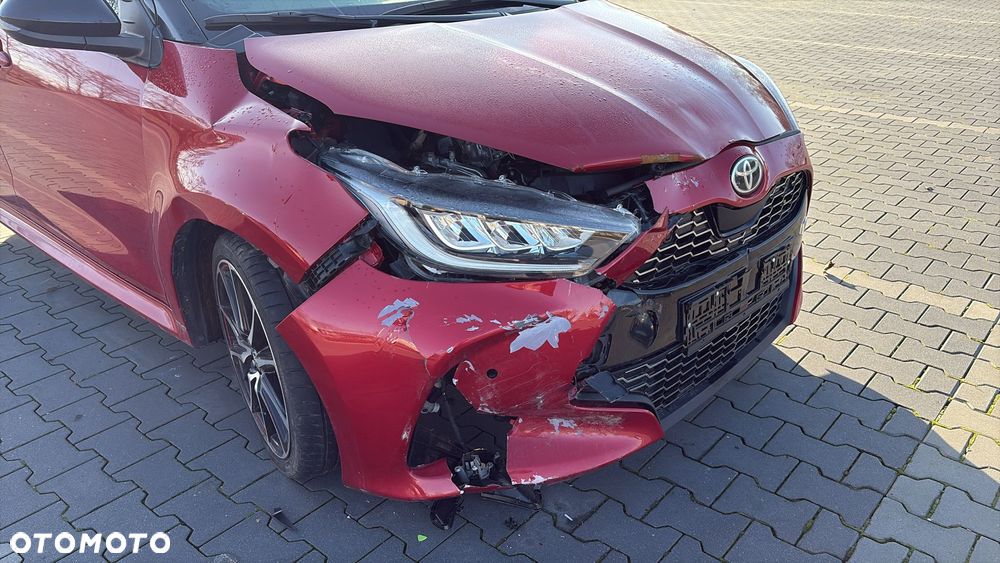 Toyota Yaris Hybrid 1.5 GR Sport - 1