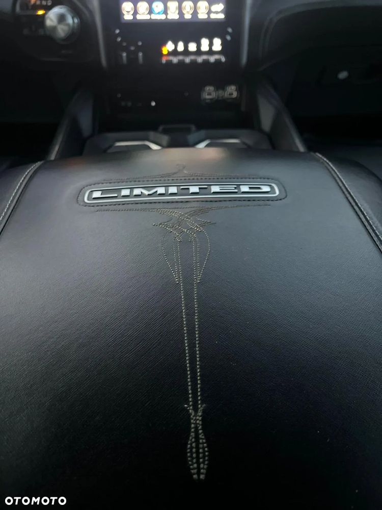 RAM 1500 Crew Cab Limited - 13