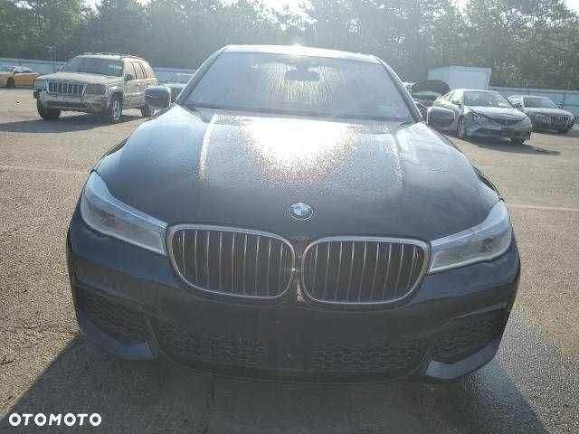 BMW 7 Series M760i xDrive 2018, 6.6L AWD, części USA - 2