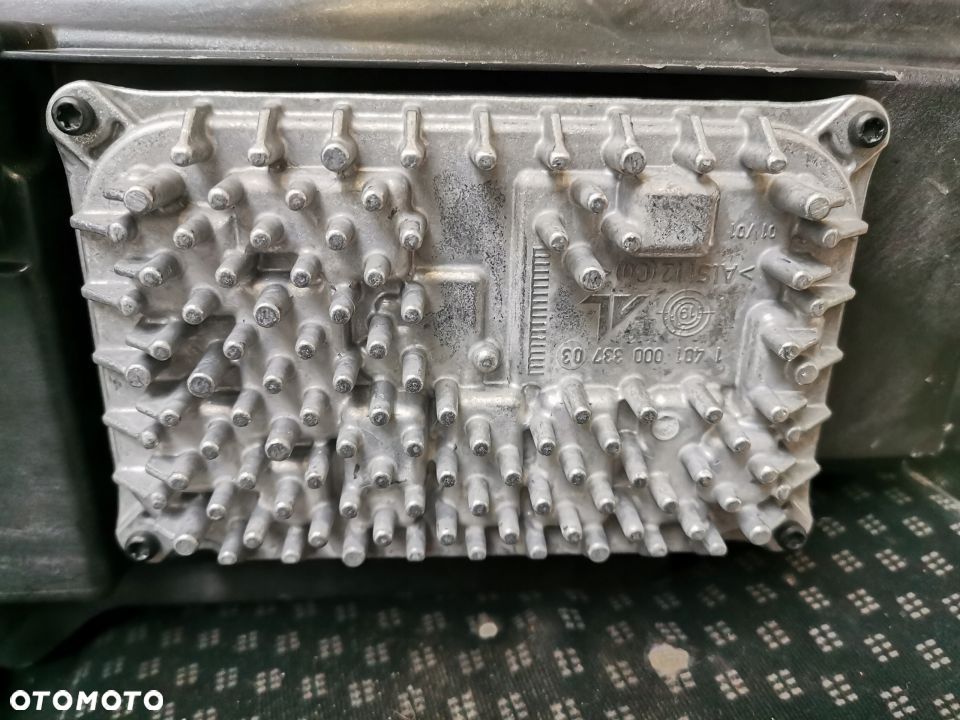 PRZETWORNICA MODUŁ LED MERCEDES A2479004807 - 1