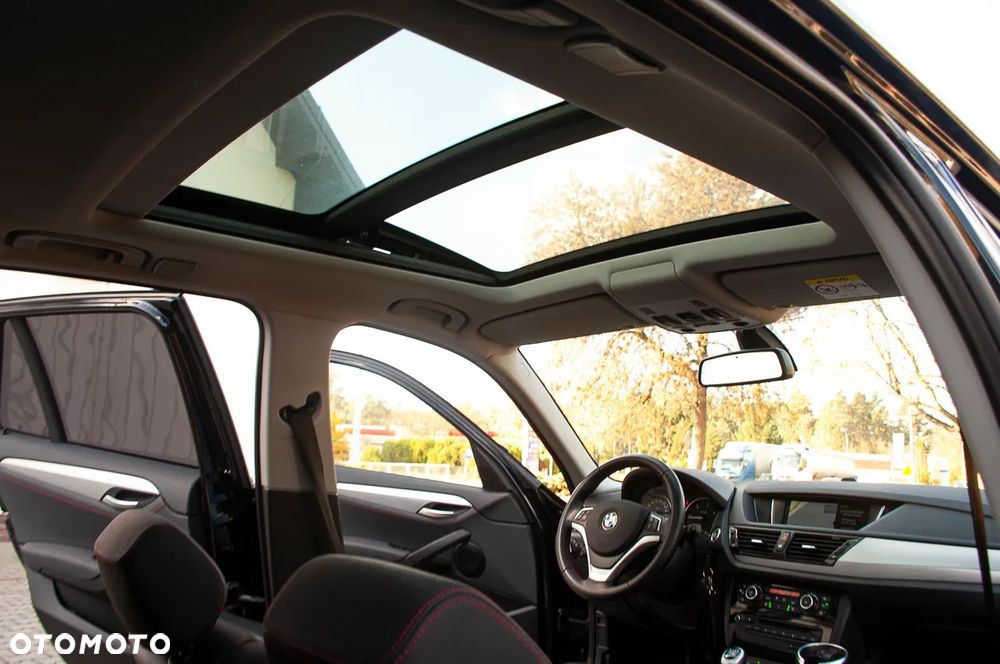 BMW X1 xDrive18d xLine - 27