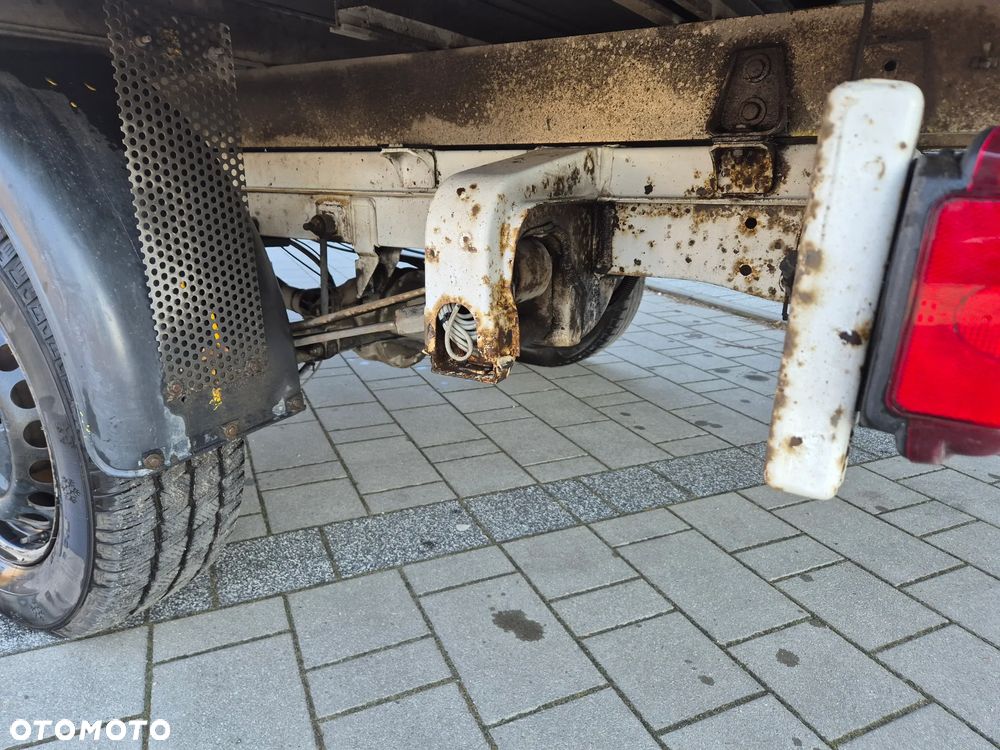 Mercedes-Benz SPRINTER - 12