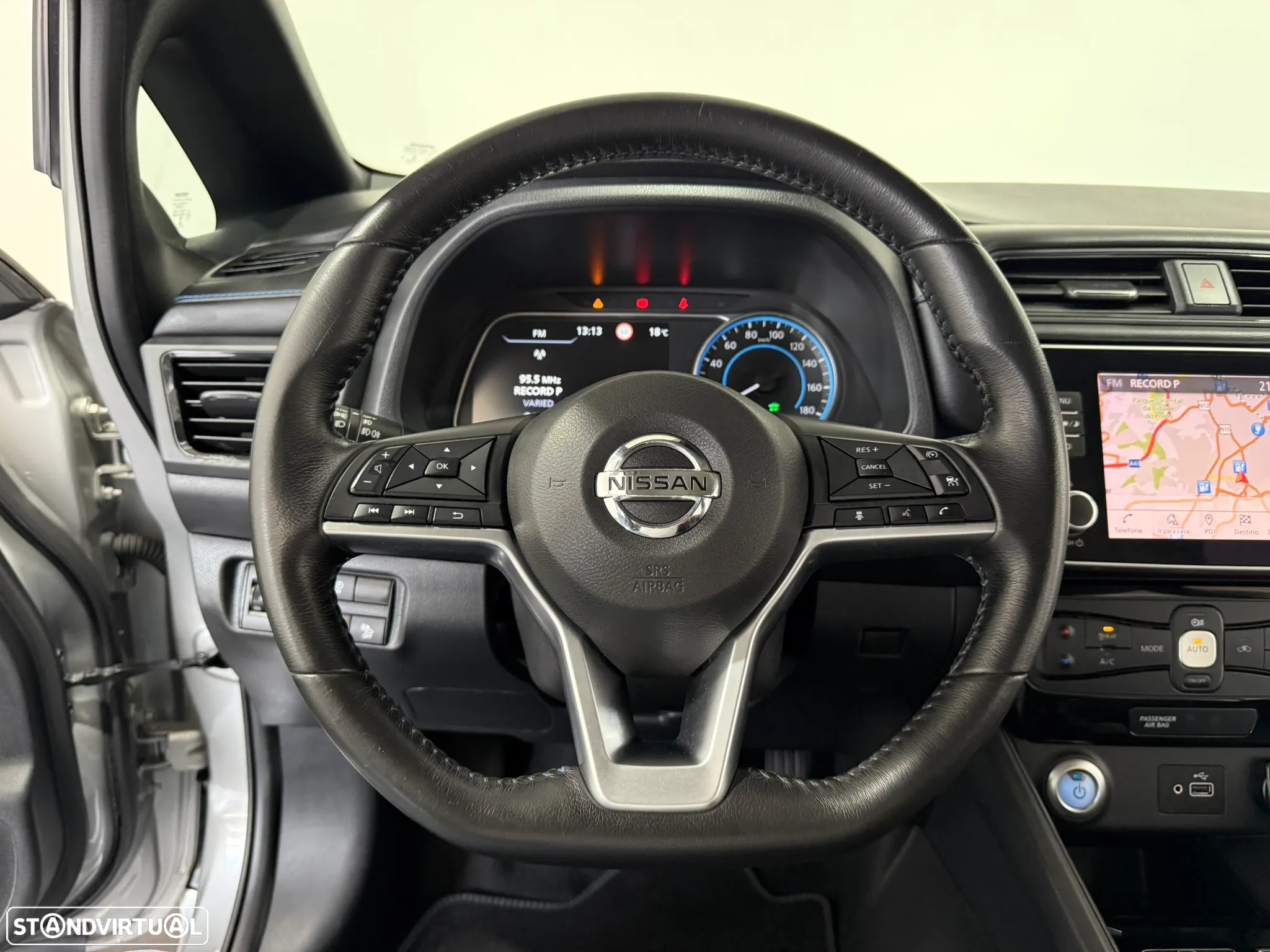 Nissan Leaf Acenta - 24