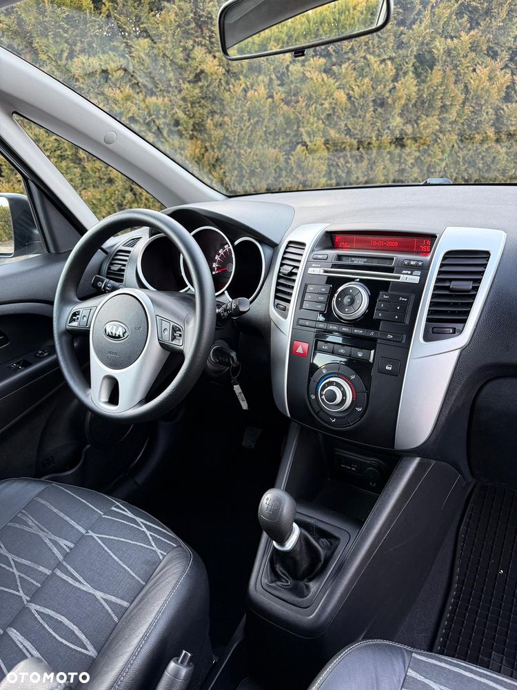 Kia Venga 1.4 S - 11