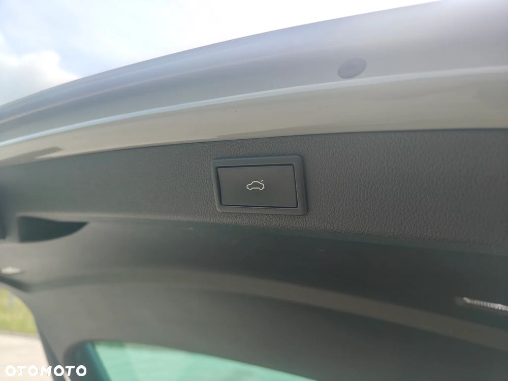 Skoda Superb 2.0 TDI SCR Sportline DSG - 16