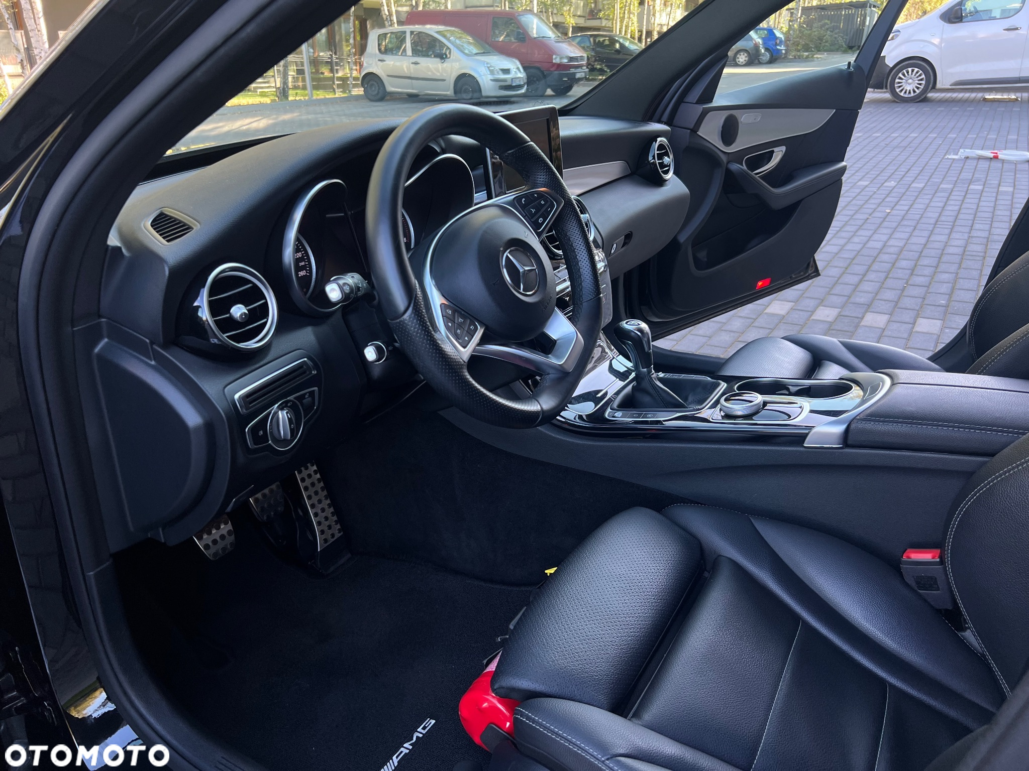 Mercedes-Benz Klasa C 180 (BlueTEC) d T AMG Line - 23