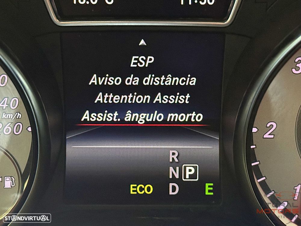 Mercedes-Benz GLA 220 CDI 4Matic 7G-DCT AMG Line - 29