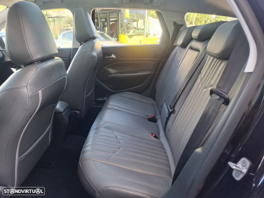 Peugeot 308 SW BlueHDi 120 Stop & Start Allure - 32