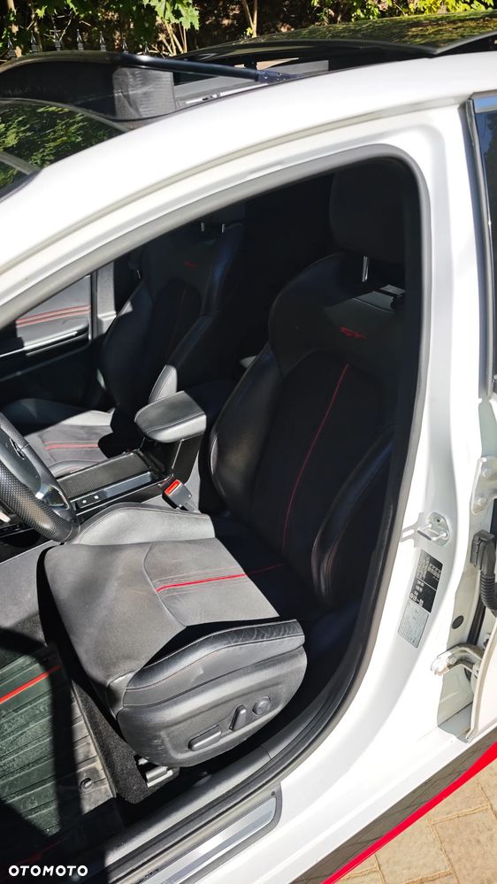 Kia ProCeed 1.6 T-GDI GT DCT - 25