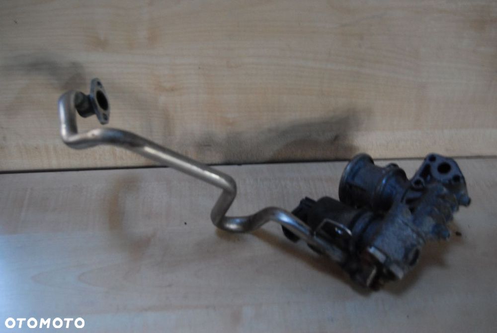 ZAWÓR EGR 06A131501G AUDI A3 8P 1.6 MPI GOLF IV SEAT LEON I 06A131501F - 5