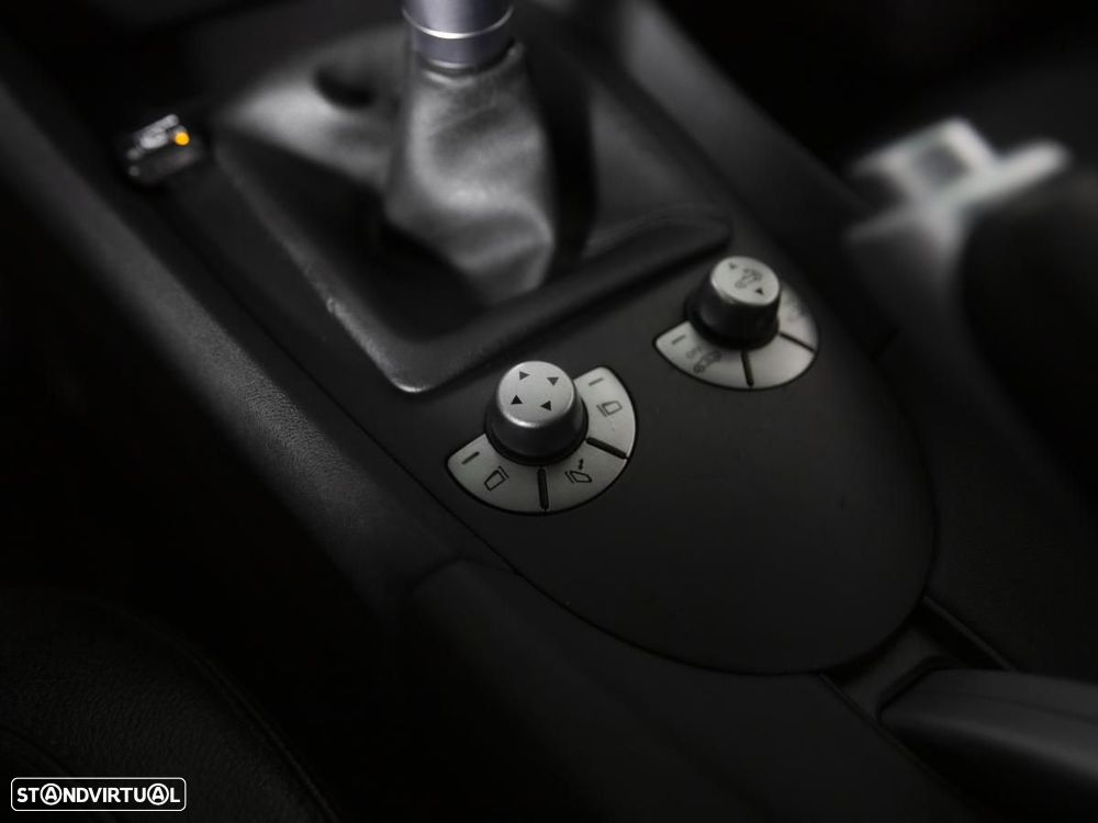 Mercedes-Benz SLK 200 - 18