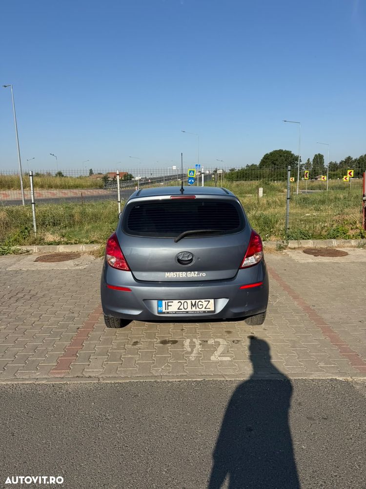 HYUNDAI i20 2012 — imagine 8