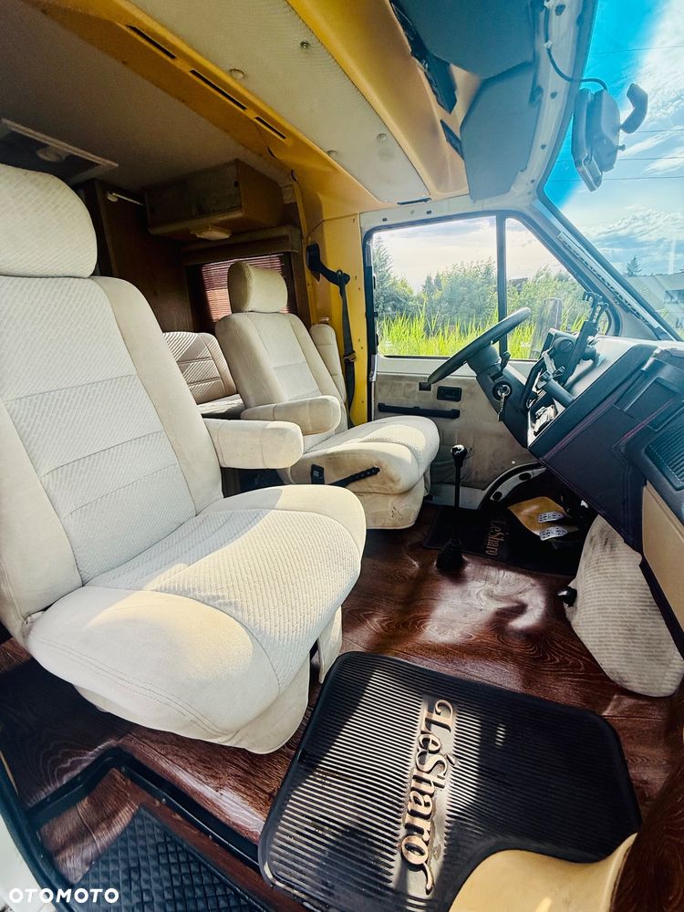 Renault Winnebago - 28